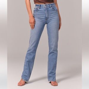 Abercrombie Ultra High Rise 90’s Straight Jean- Light with Vent Hem